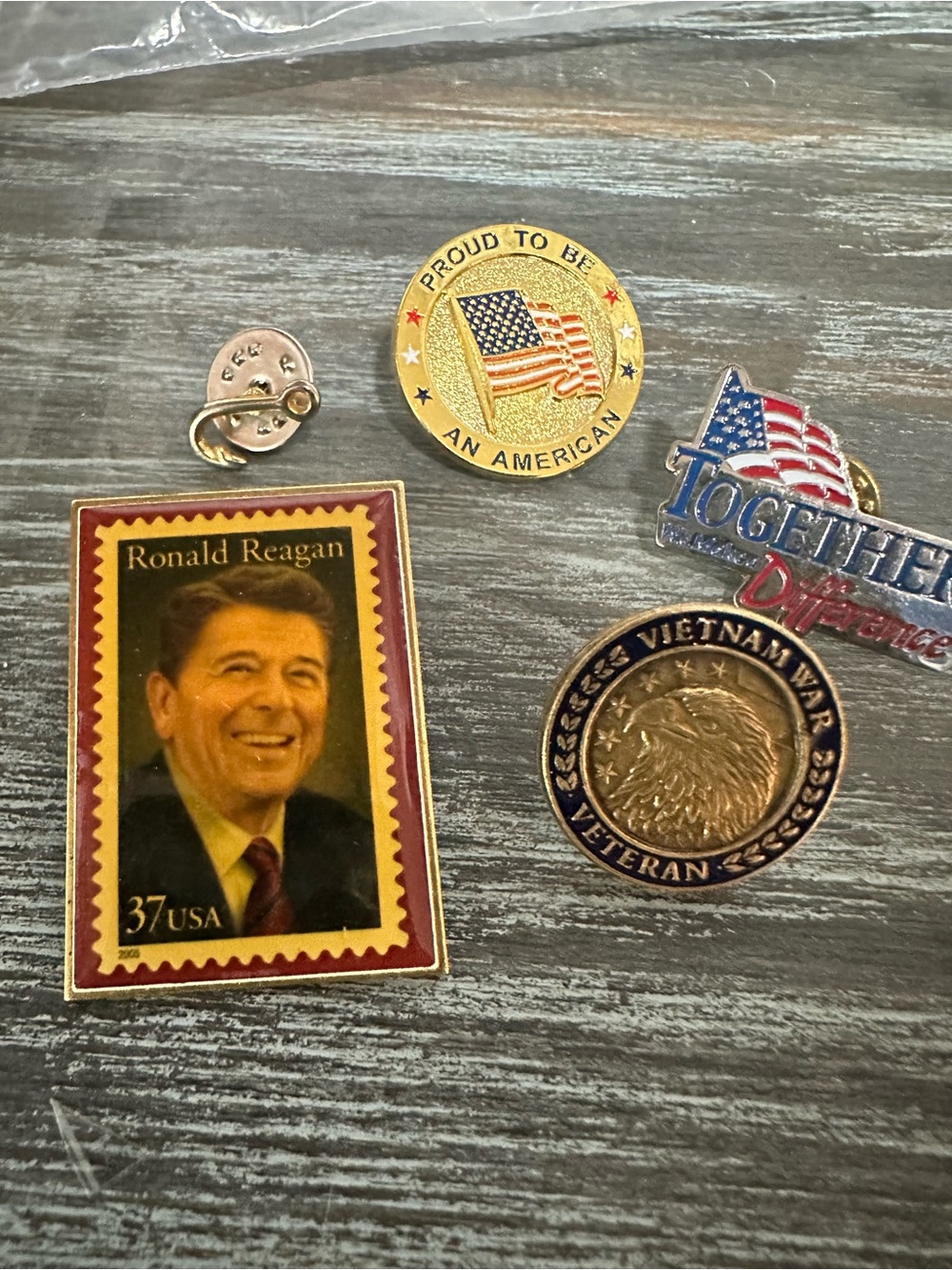Ronald Reagan Commemorative Patriotic Lapel Pin - Gold, Red, Blue